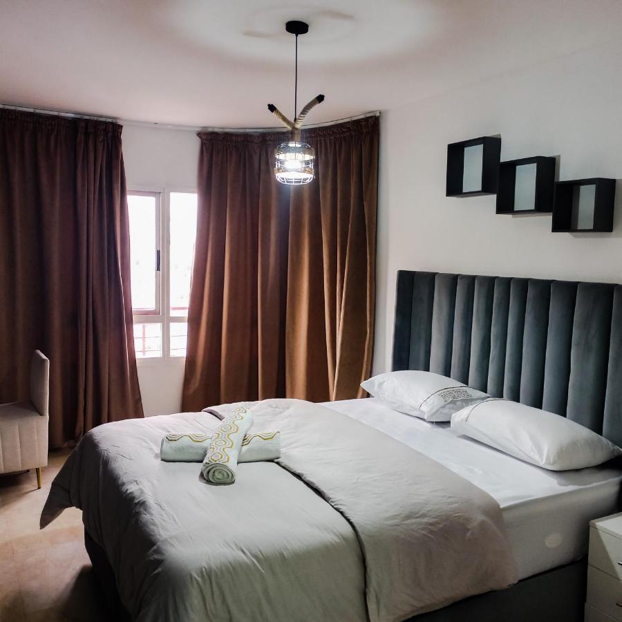 Nouveau Appartement Au Plein Centre-Ville En Face Hilton Tangier Exterior photo
